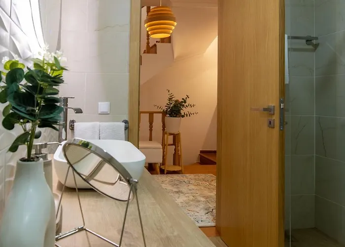 Rmr Essence Family & Soul Retreat Apartment