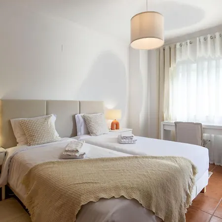 Rmr Essence Family & Soul Retreat Apartment Tavira