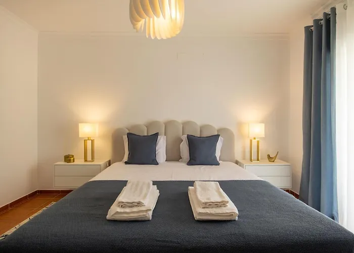 Rmr Essence Family & Soul Retreat Tavira